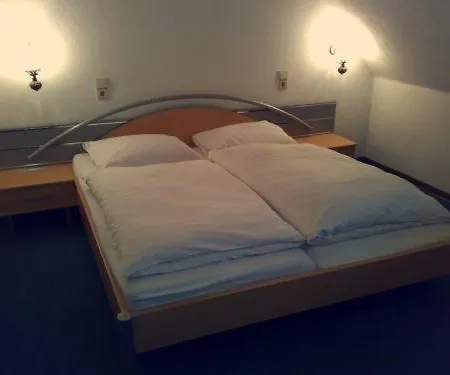 Royal Garden Penzion 3*